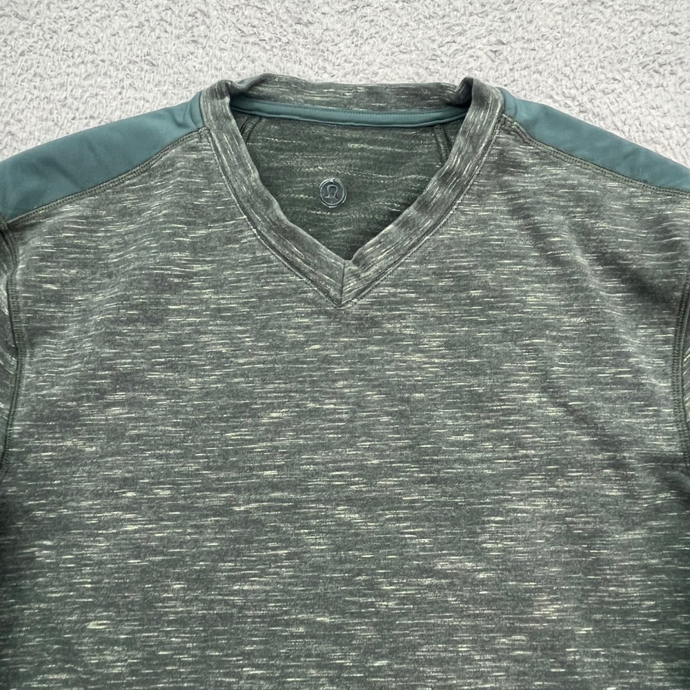 Lululemon Men V Neck Heathered Long Sleeve Athletic Sweatshirt Green‎ Size Large